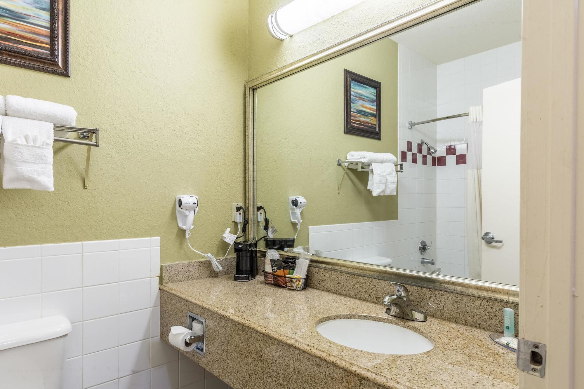 Quality Suites North Houston - Spring Westfield Exterior photo